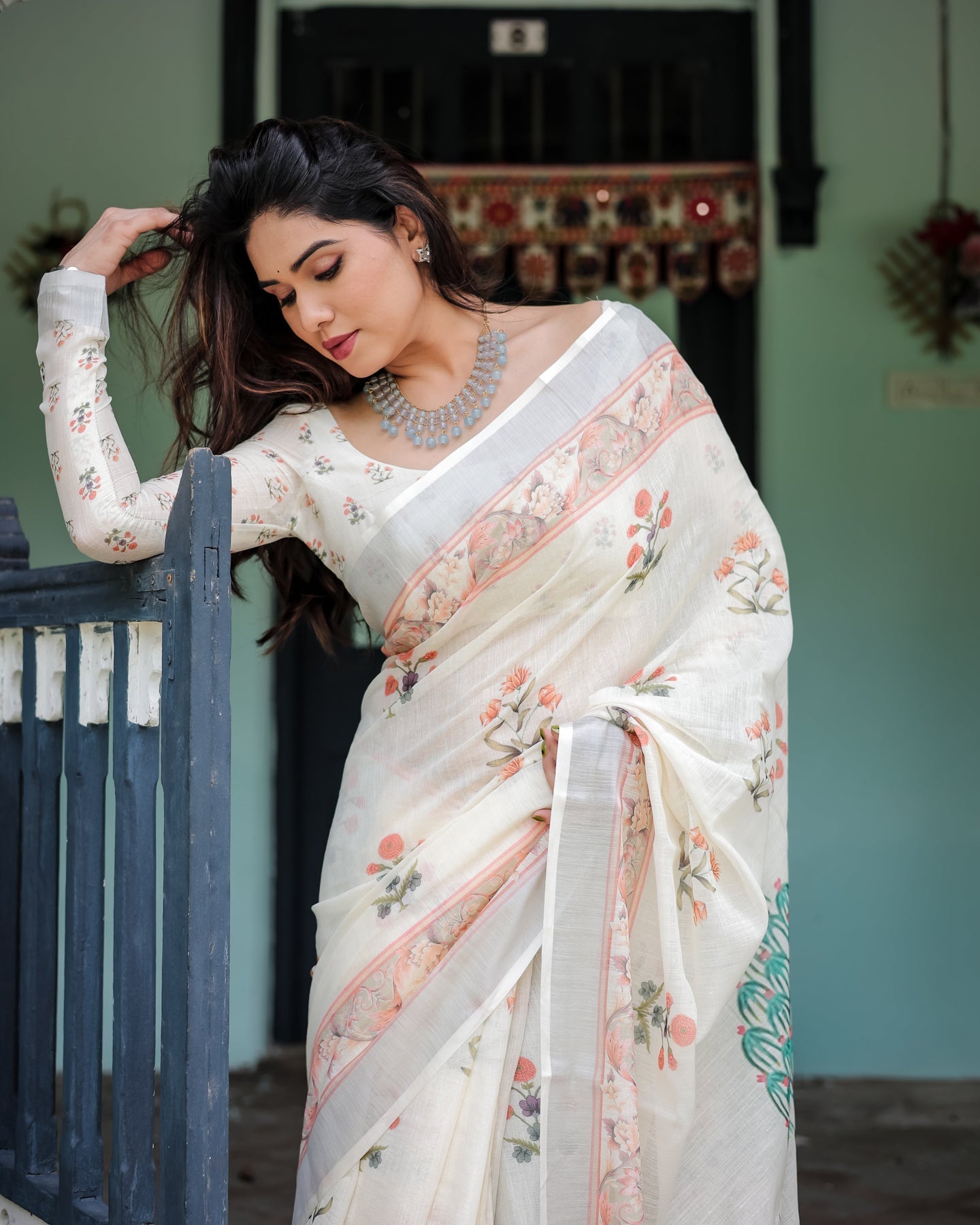 Elegant Floral Printed Linen Saree with Soft Border | Shaadigruh SD1001