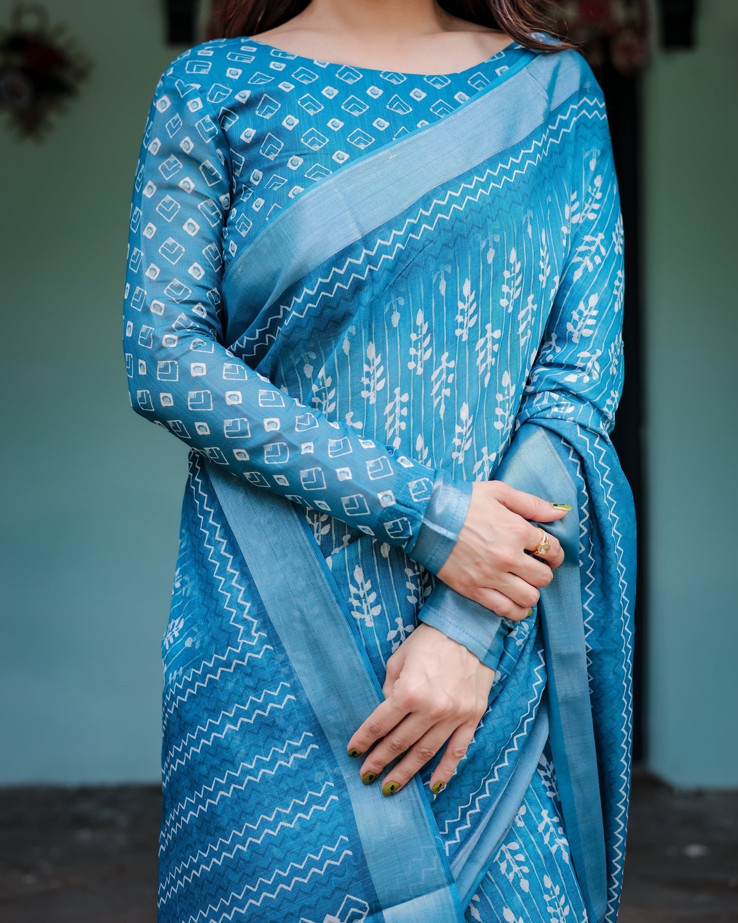Luxury Blue Printed Linen Saree | Shaadigruh SD1029