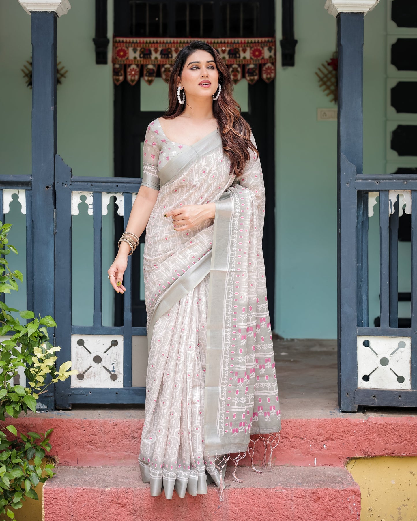 Luxury Soft Grey Linen Saree | Shaadigruh SD1024