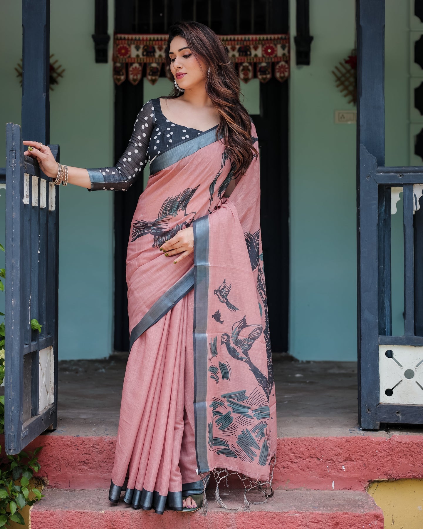 Luxury Dusty Rose Bird Motif Linen Saree | Shaadigruh SD1017