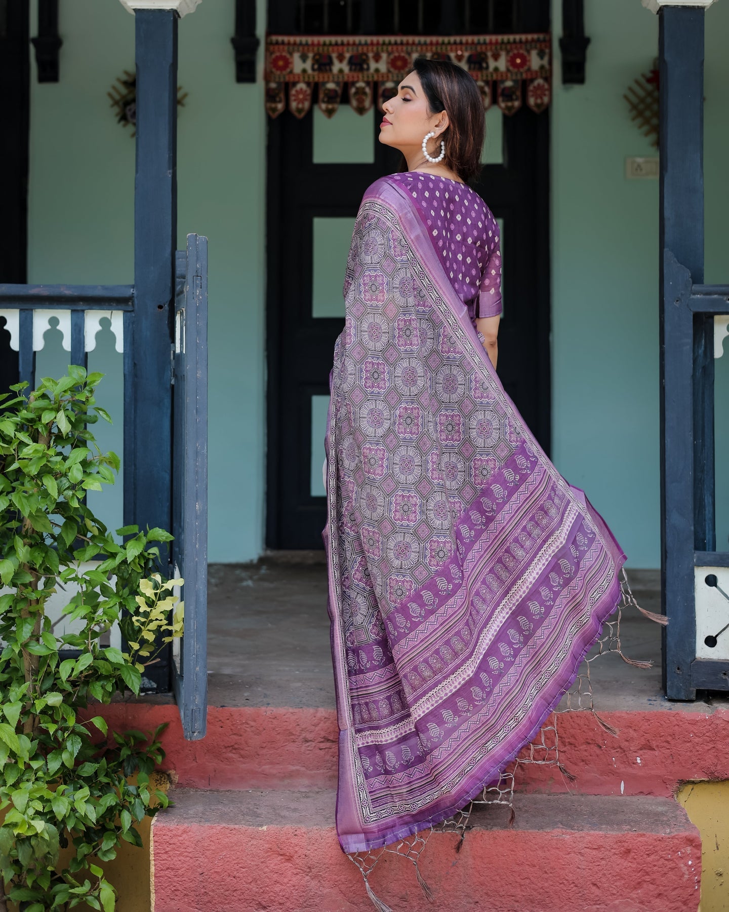 Luxury Mauve Purple Linen Saree | Shaadigruh SD1026