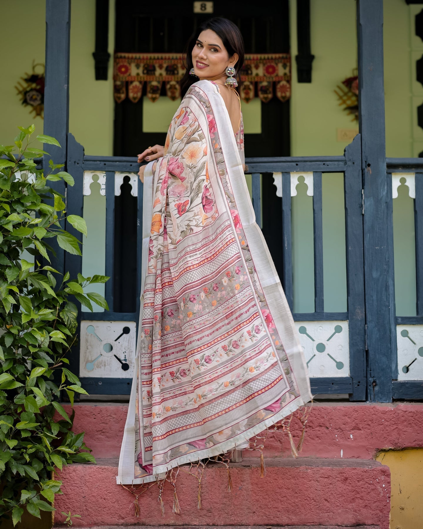 Floral Ivory Linen Saree | Shaadigruh SD1044