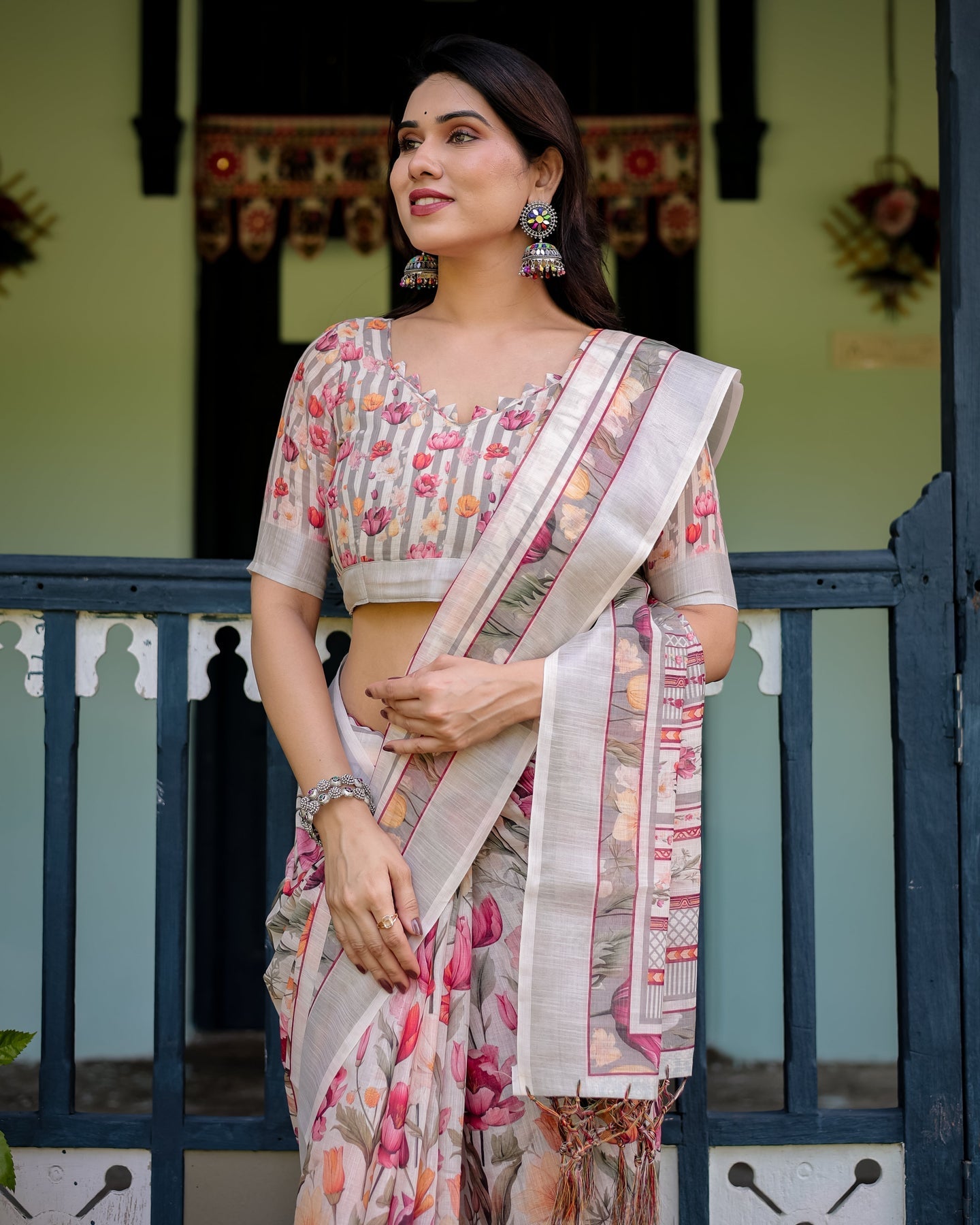 Floral Ivory Linen Saree | Shaadigruh SD1044