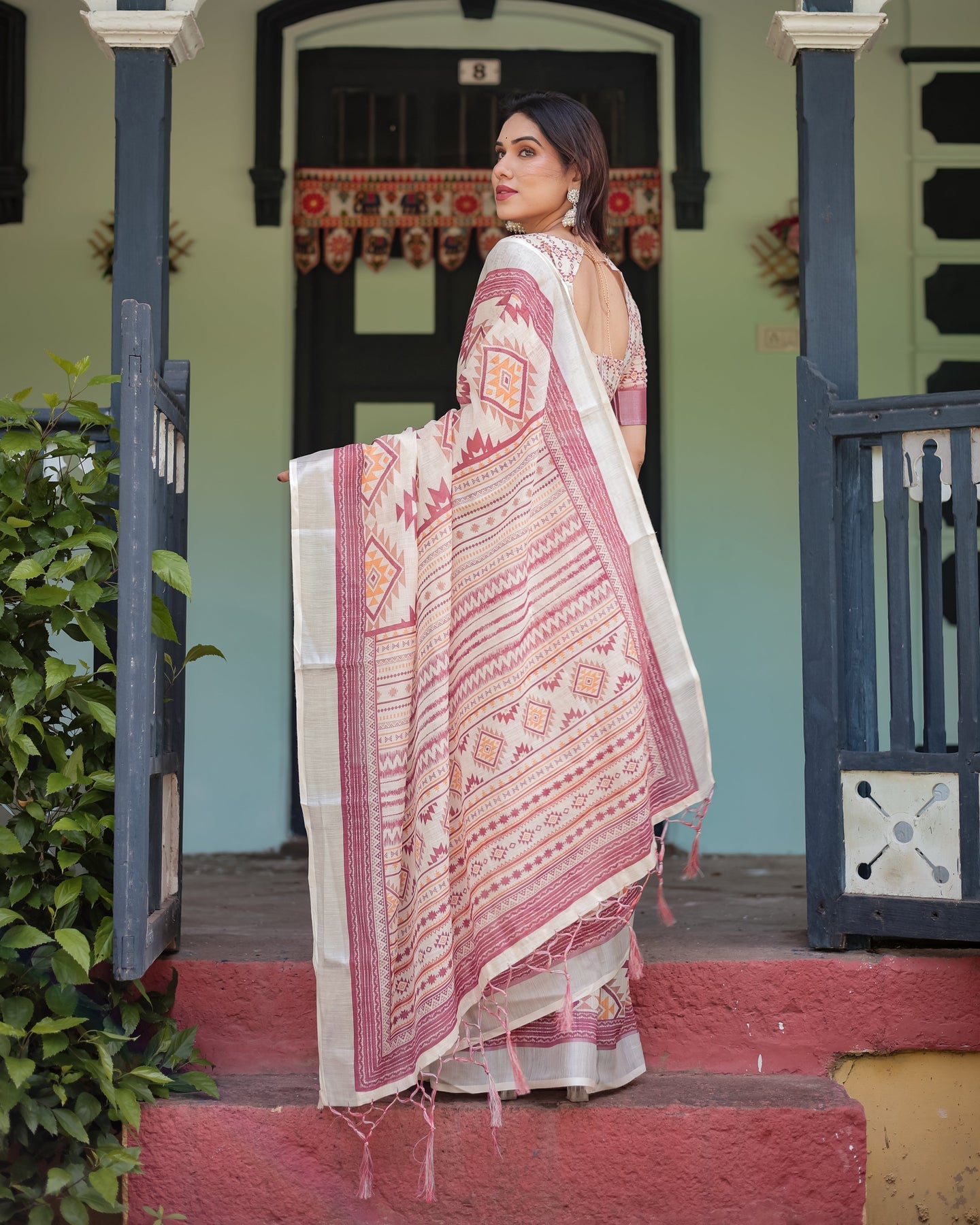 Ivory & Rust Geometric Linen Saree | Shaadigruh SD1040