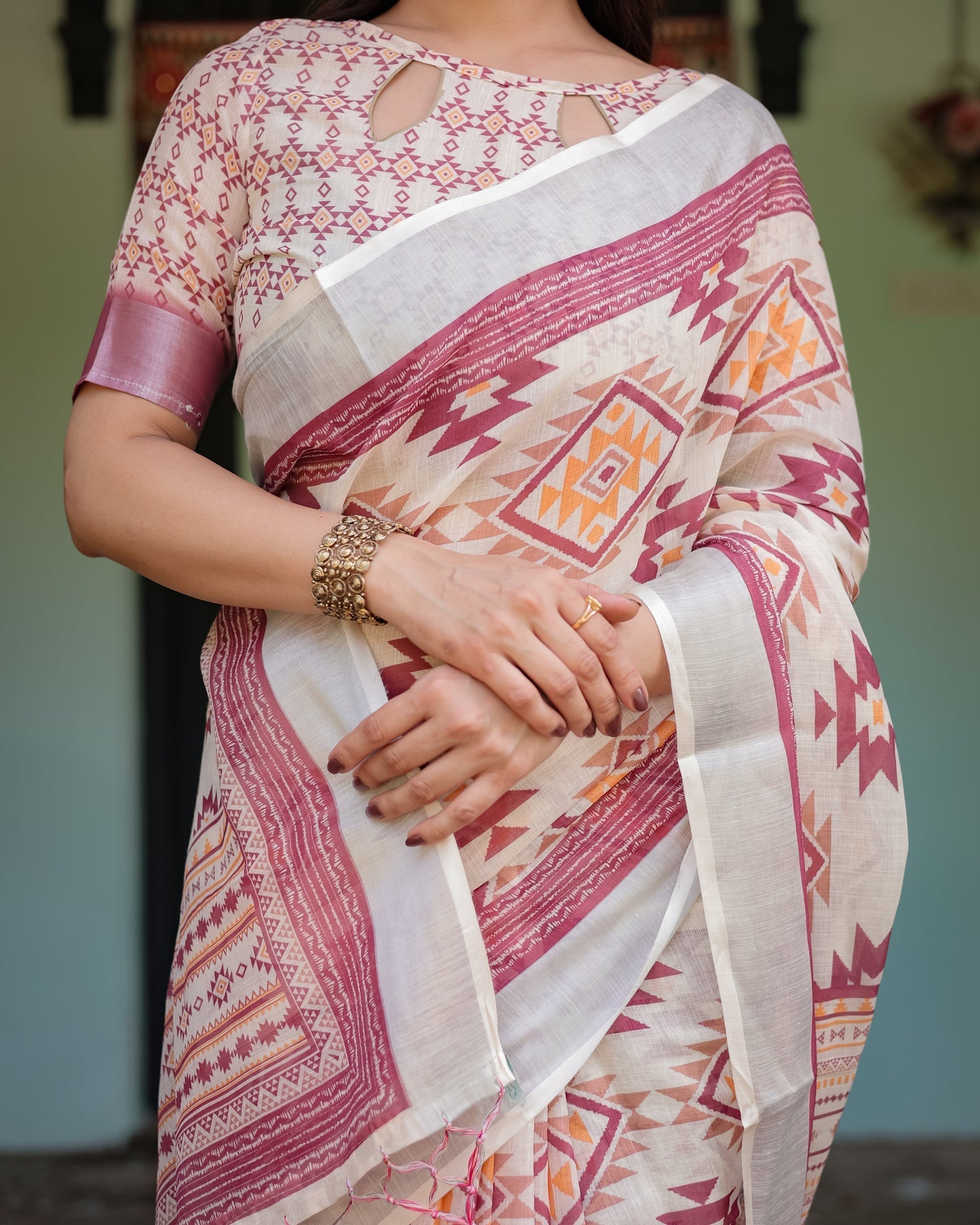 Ivory & Rust Geometric Linen Saree | Shaadigruh SD1040