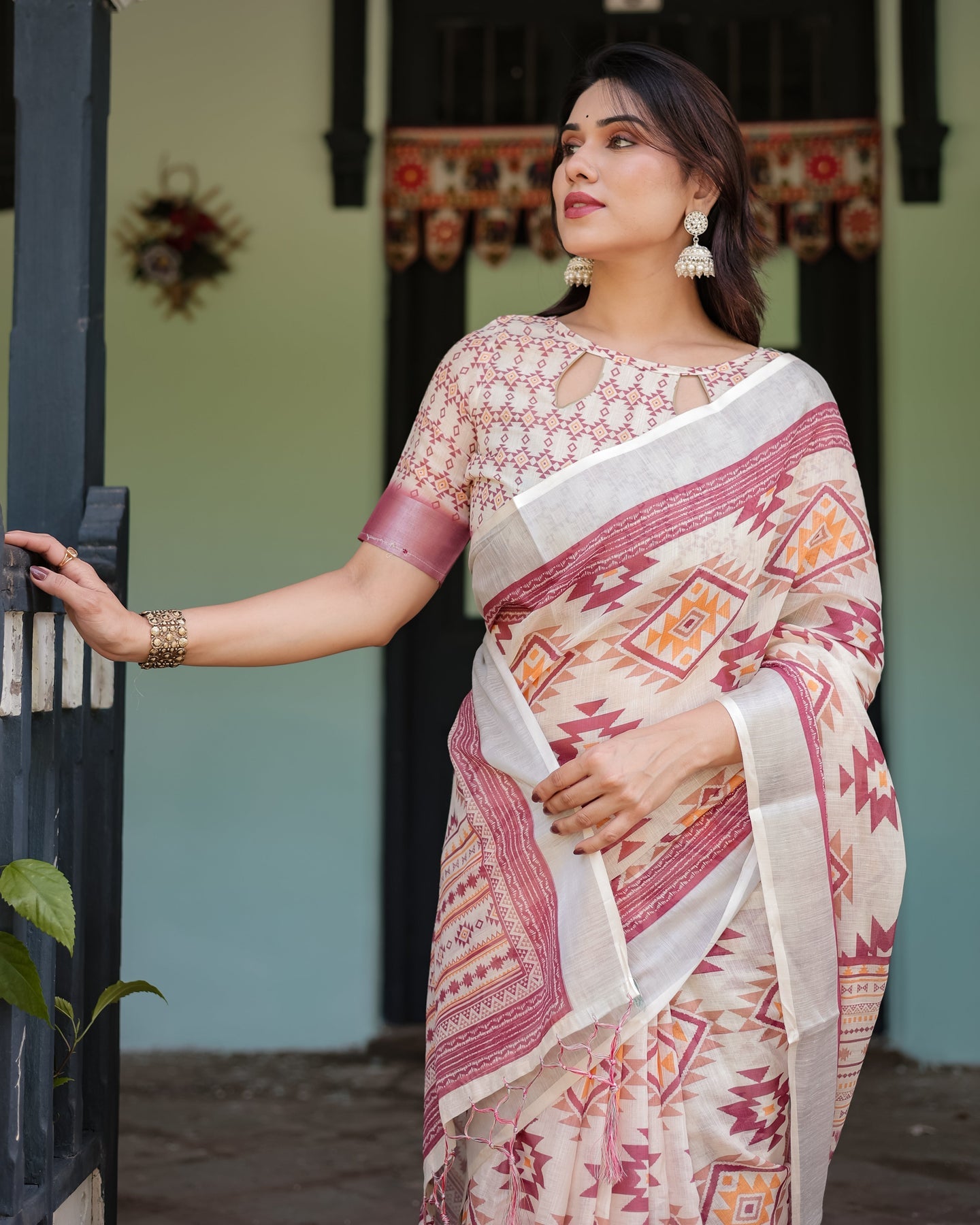 Ivory & Rust Geometric Linen Saree | Shaadigruh SD1040