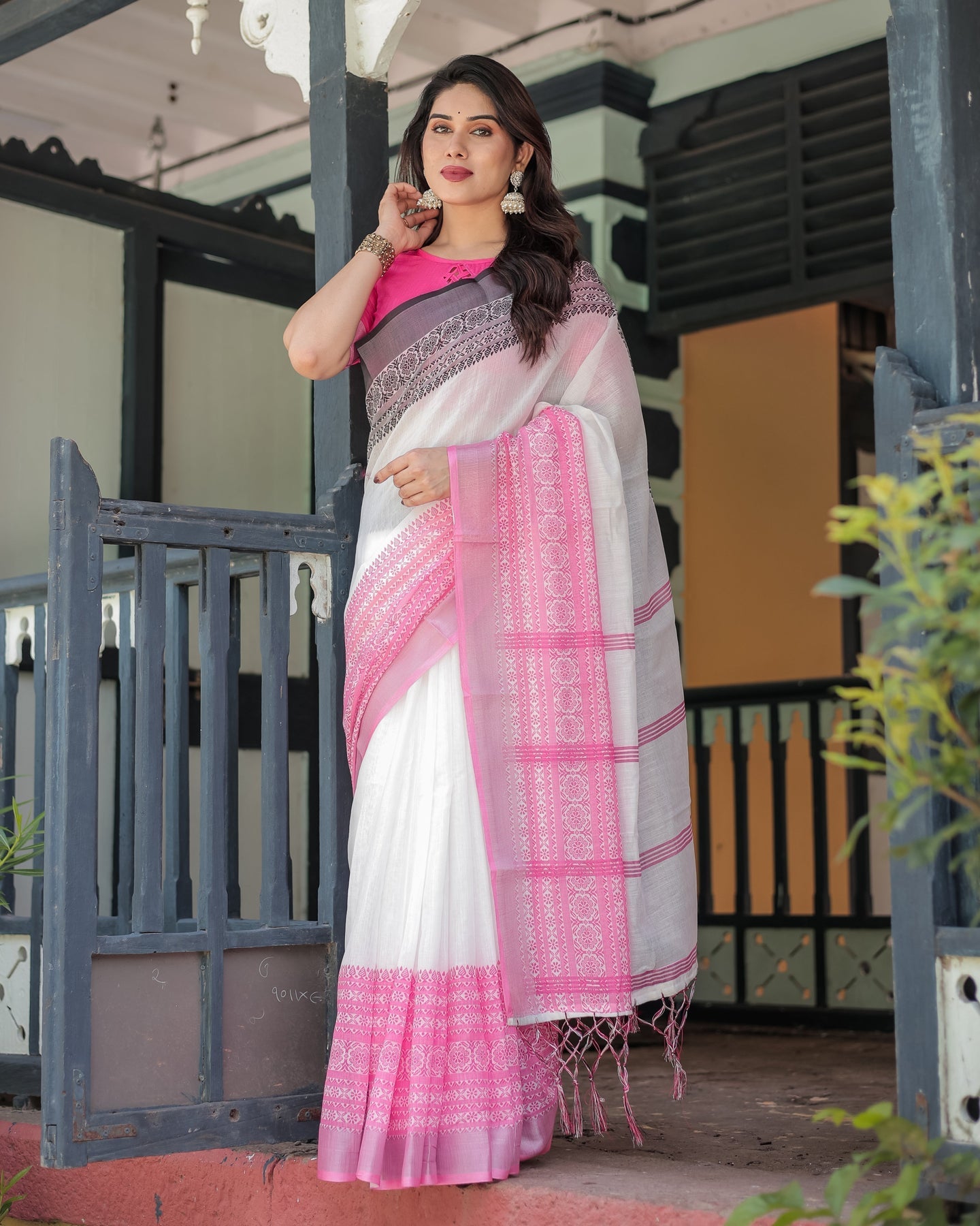 Luxury White & Blush Pink Linen Saree | Shaadigruh SD1032