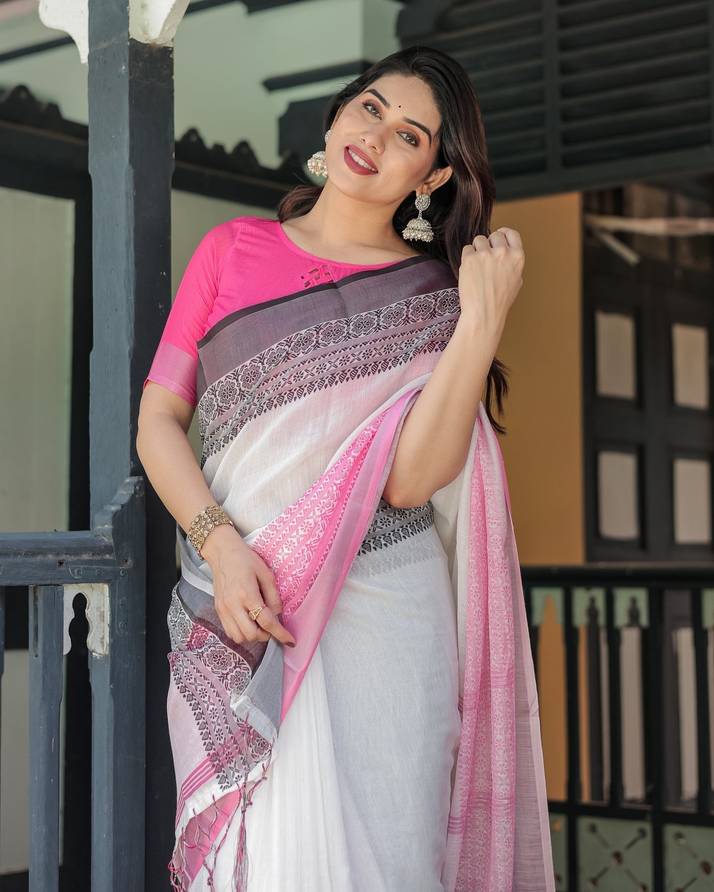 Luxury White & Blush Pink Linen Saree | Shaadigruh SD1032