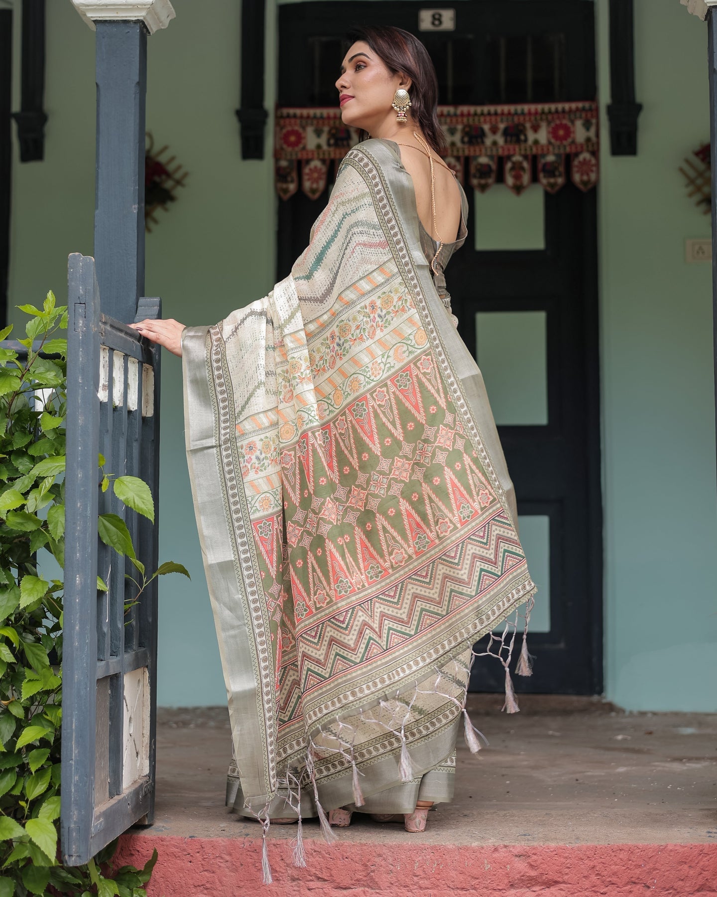 Luxury Ivory Beige Striped Linen Saree | Shaadigruh SD1008