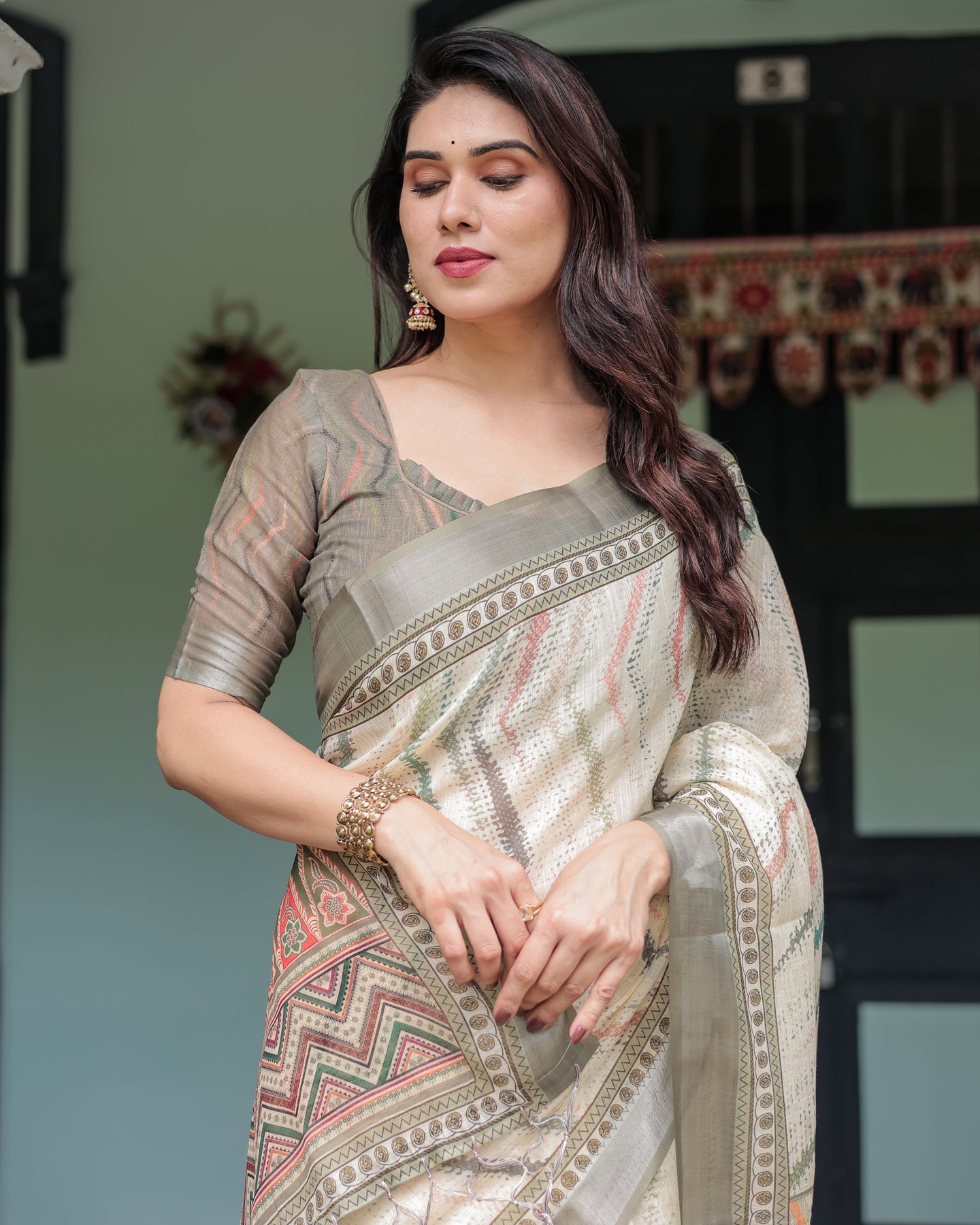 Luxury Ivory Beige Striped Linen Saree | Shaadigruh SD1008