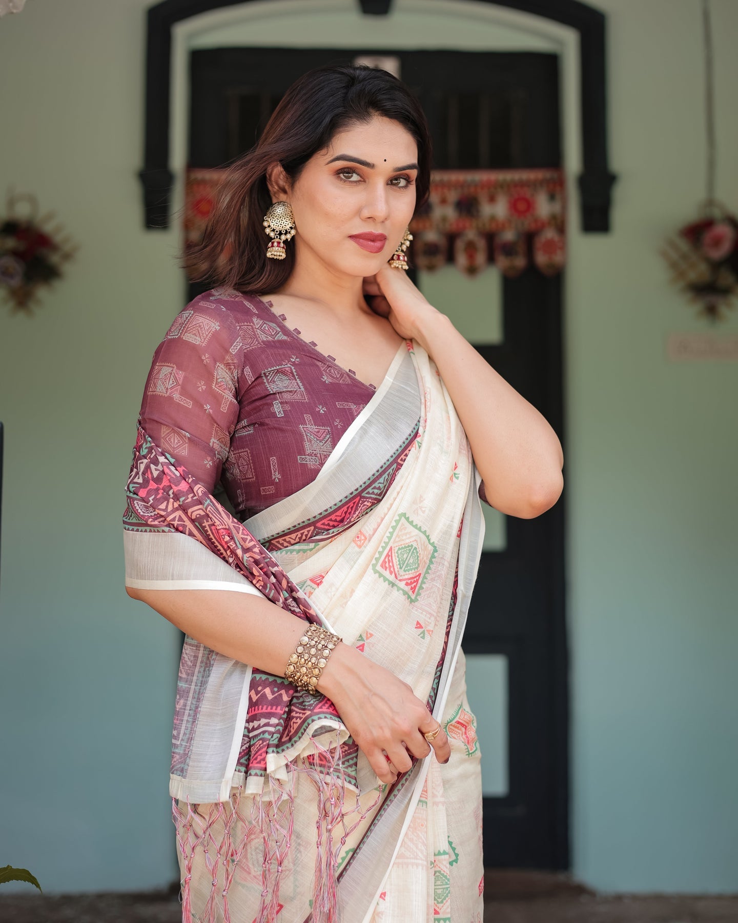 Luxury Ivory Geometric Printed Linen Saree | Shaadigruh SD1020
