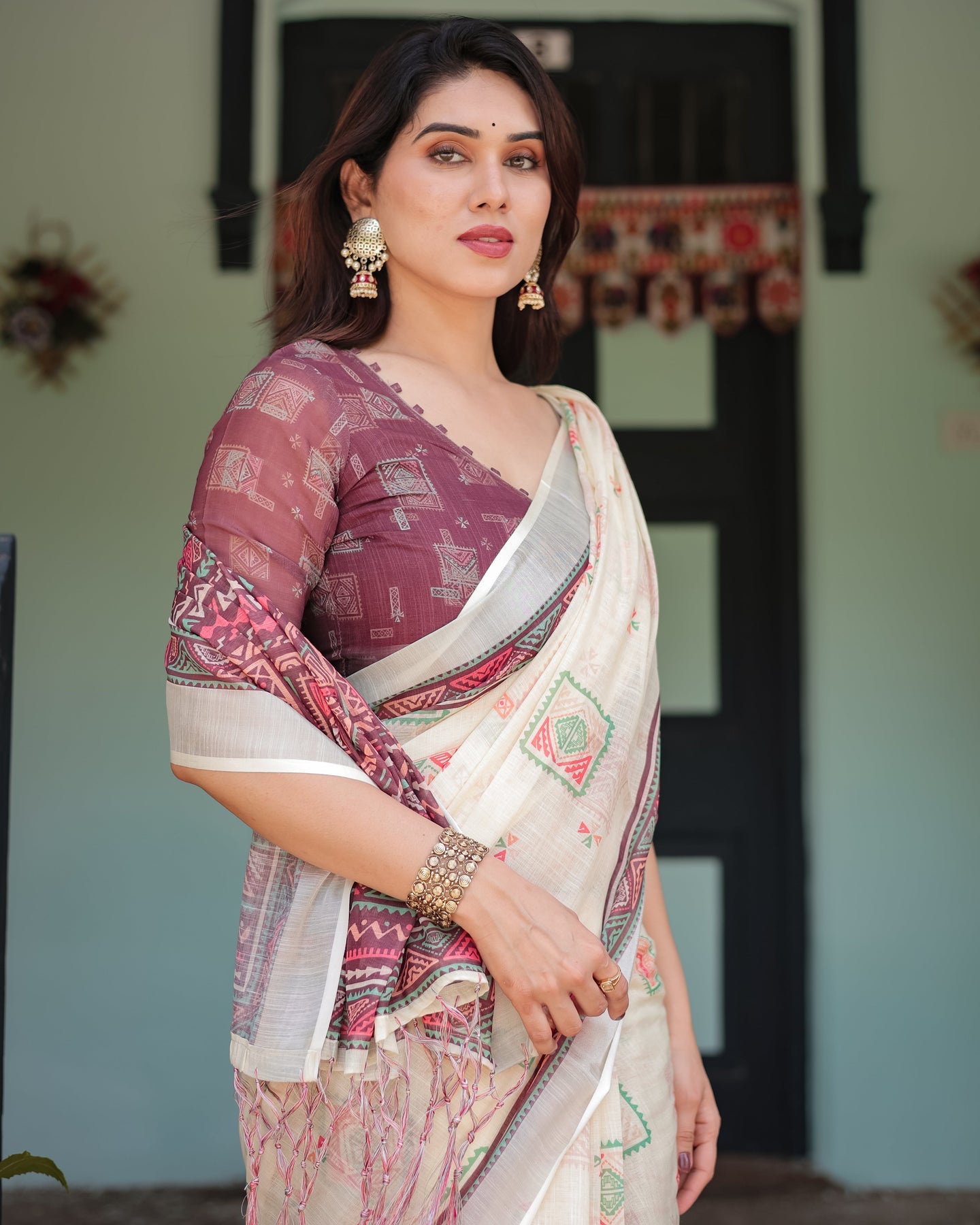 Luxury Ivory Geometric Printed Linen Saree | Shaadigruh SD1020