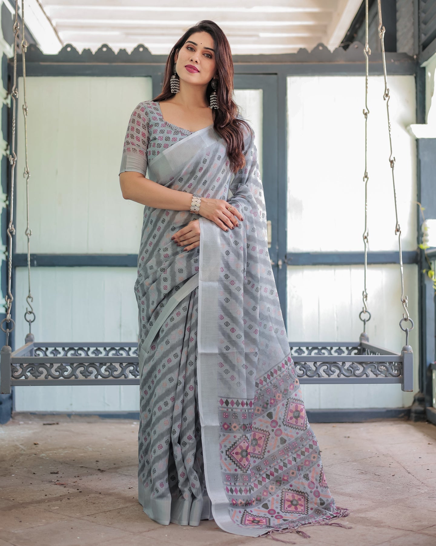 Grey Motif Linen Saree | Shaadigruh SD1045