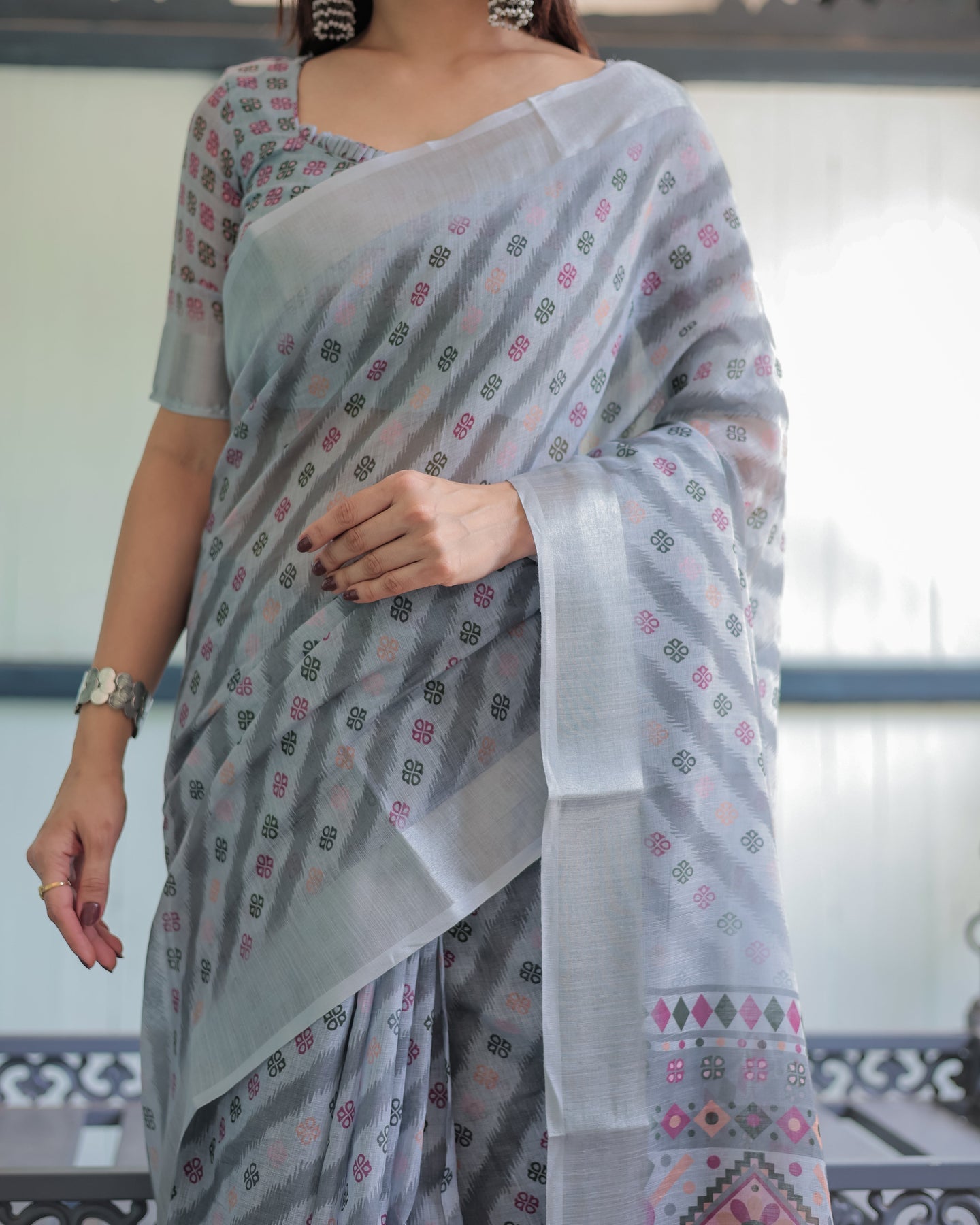 Grey Motif Linen Saree | Shaadigruh SD1045