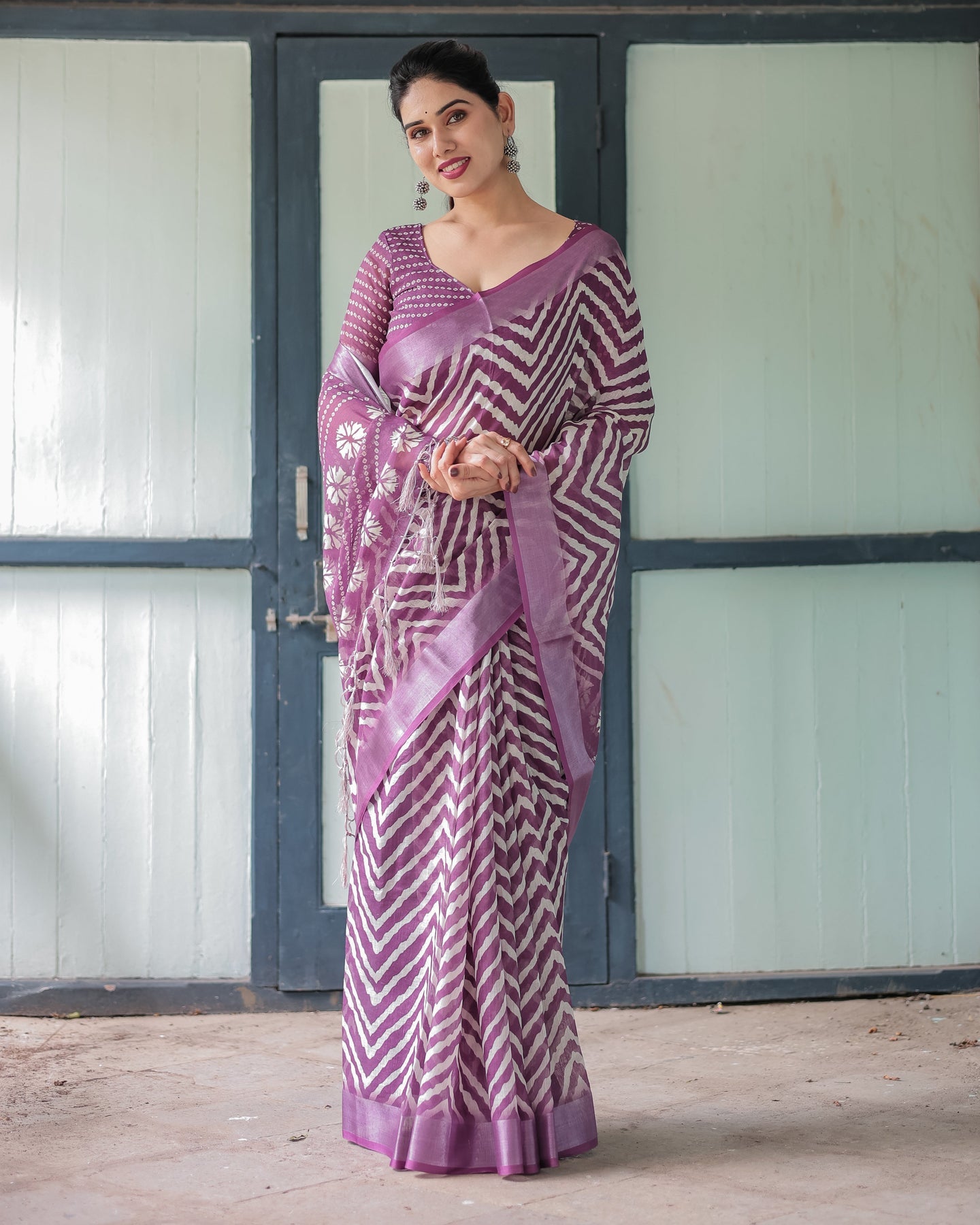 Luxury Plum Geometric Printed Linen Saree | Shaadigruh SD1010