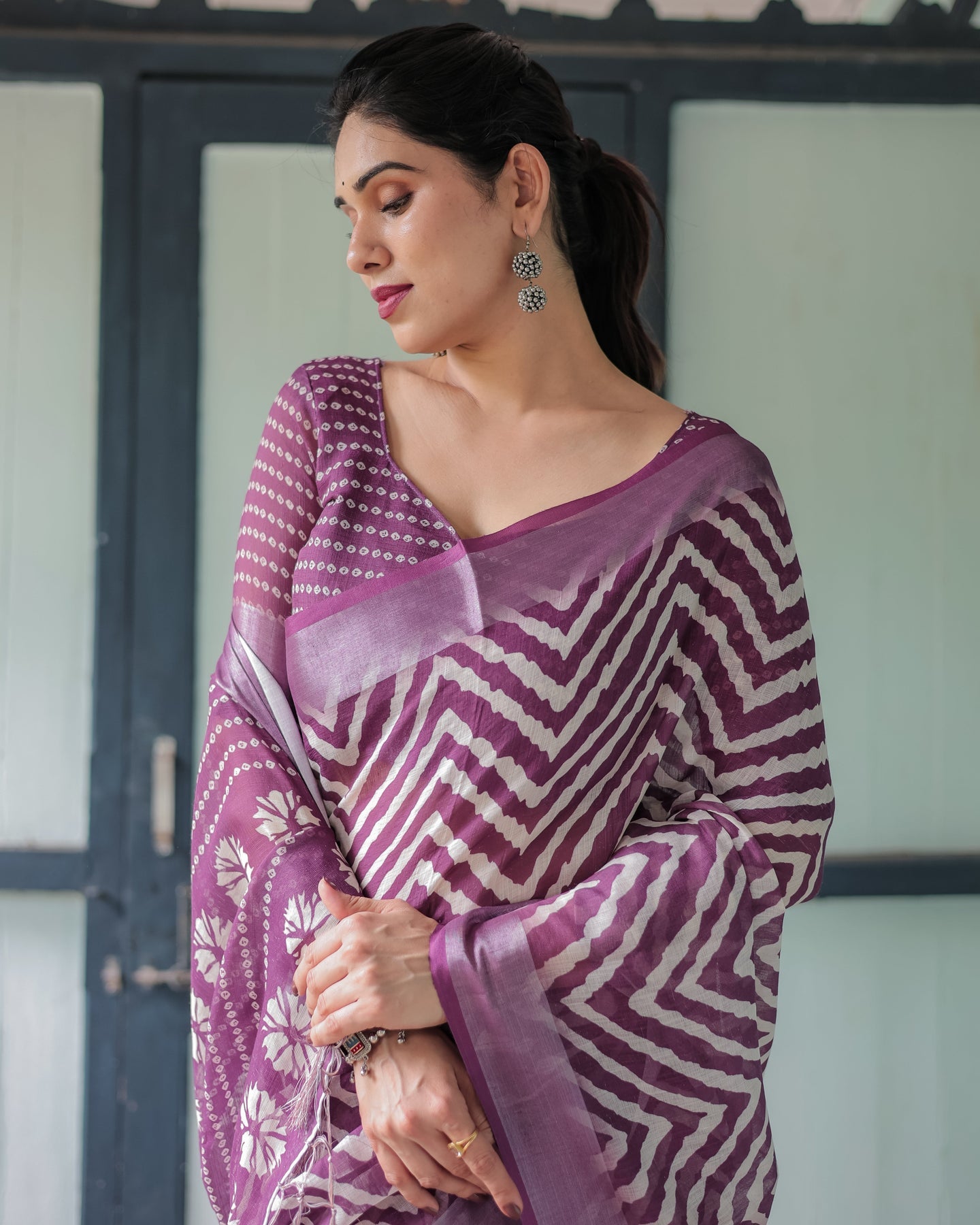 Luxury Plum Geometric Printed Linen Saree | Shaadigruh SD1010
