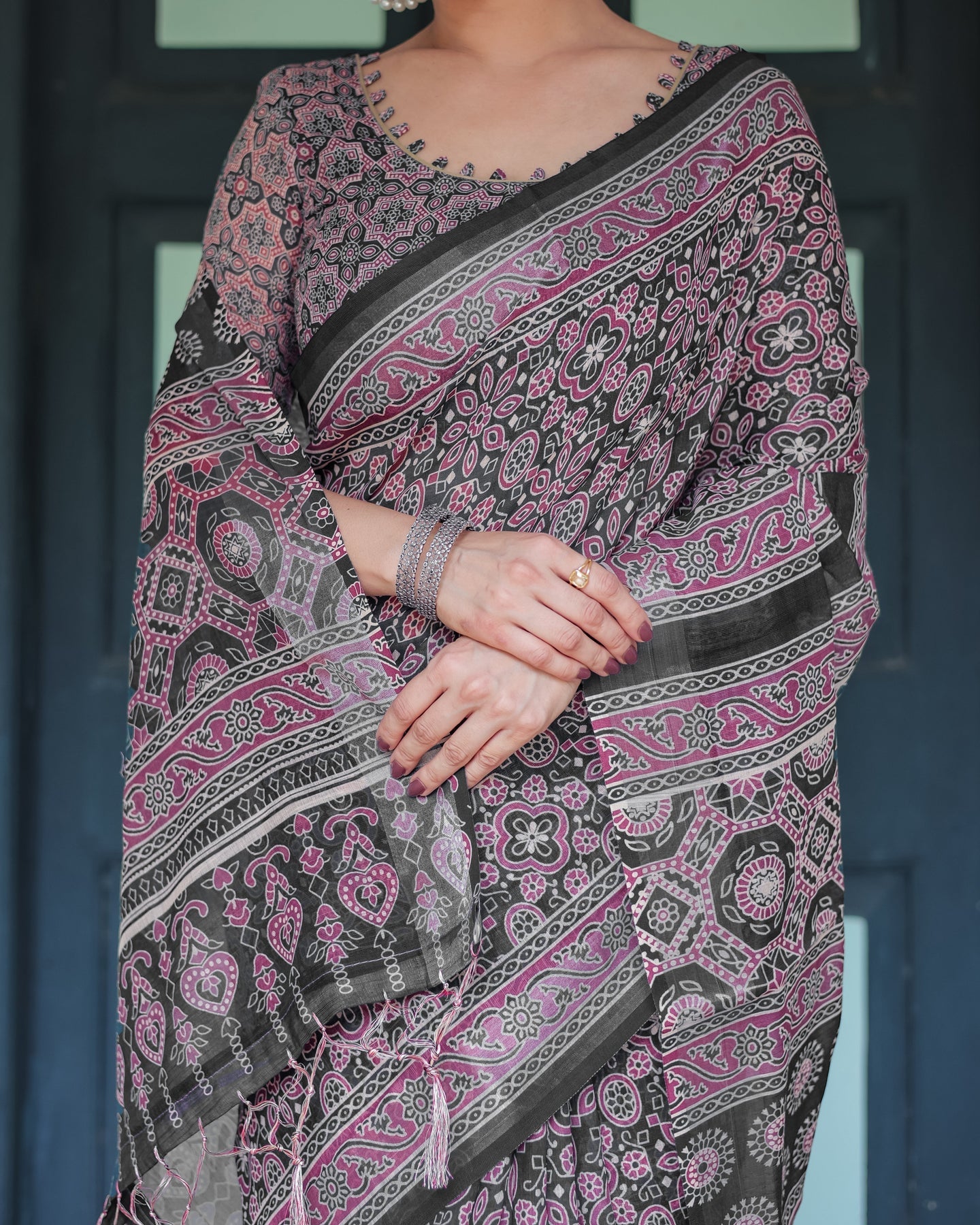 Black & Mauve Ajrakh Print Linen Saree | Shaadigruh SD1050