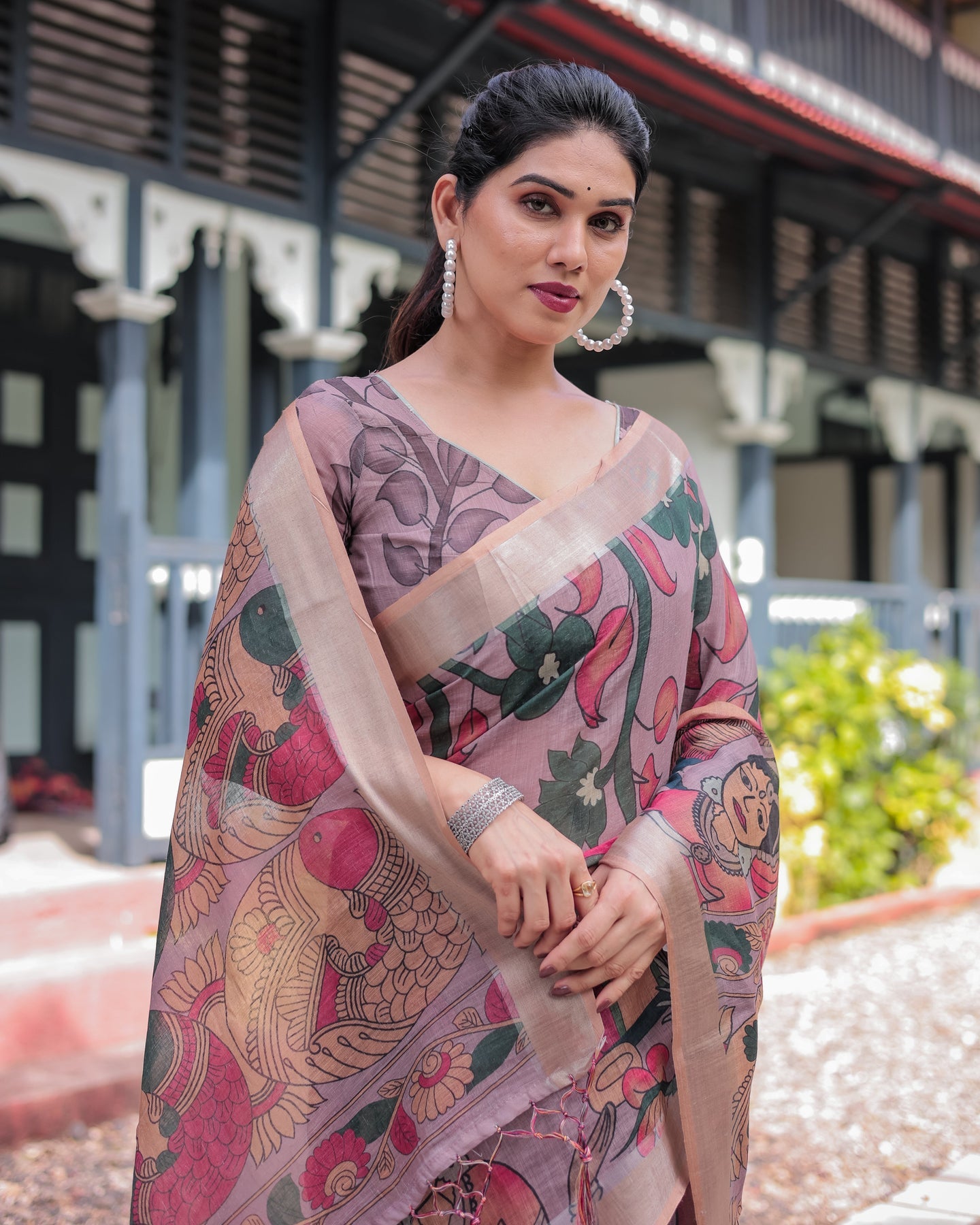 Luxury Artistic Printed Linen Saree | Shaadigruh SD1028