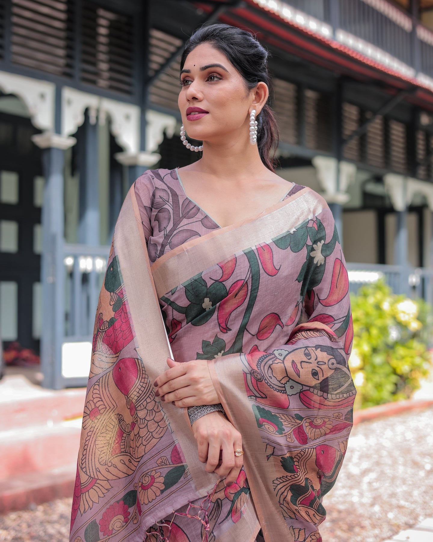 Luxury Artistic Printed Linen Saree | Shaadigruh SD1028