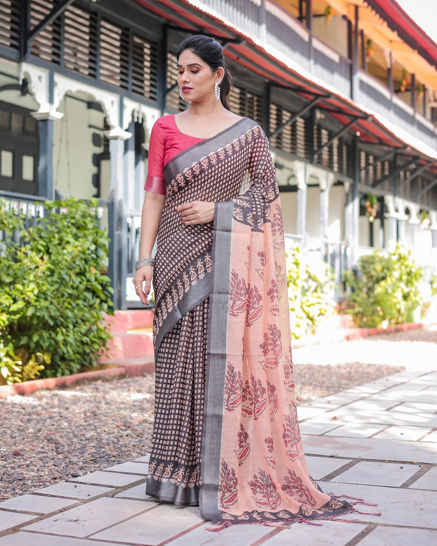Grey Peach Printed Linen Saree | Shaadigruh SD1047