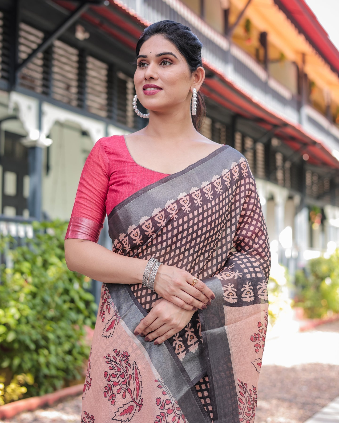 Grey Peach Printed Linen Saree | Shaadigruh SD1047
