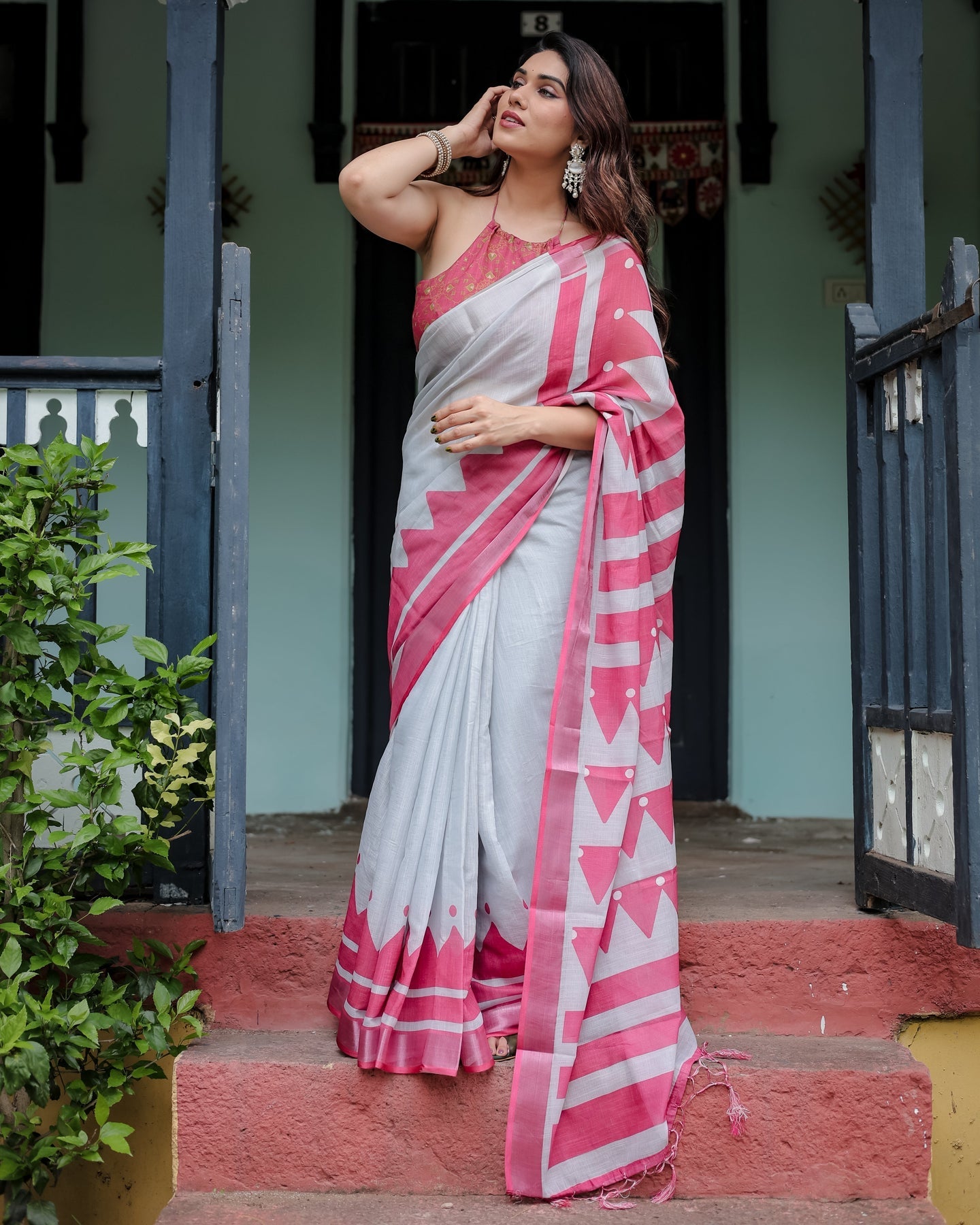 Elegant White & Rose Pink Linen Saree | Shaadigruh SD1033