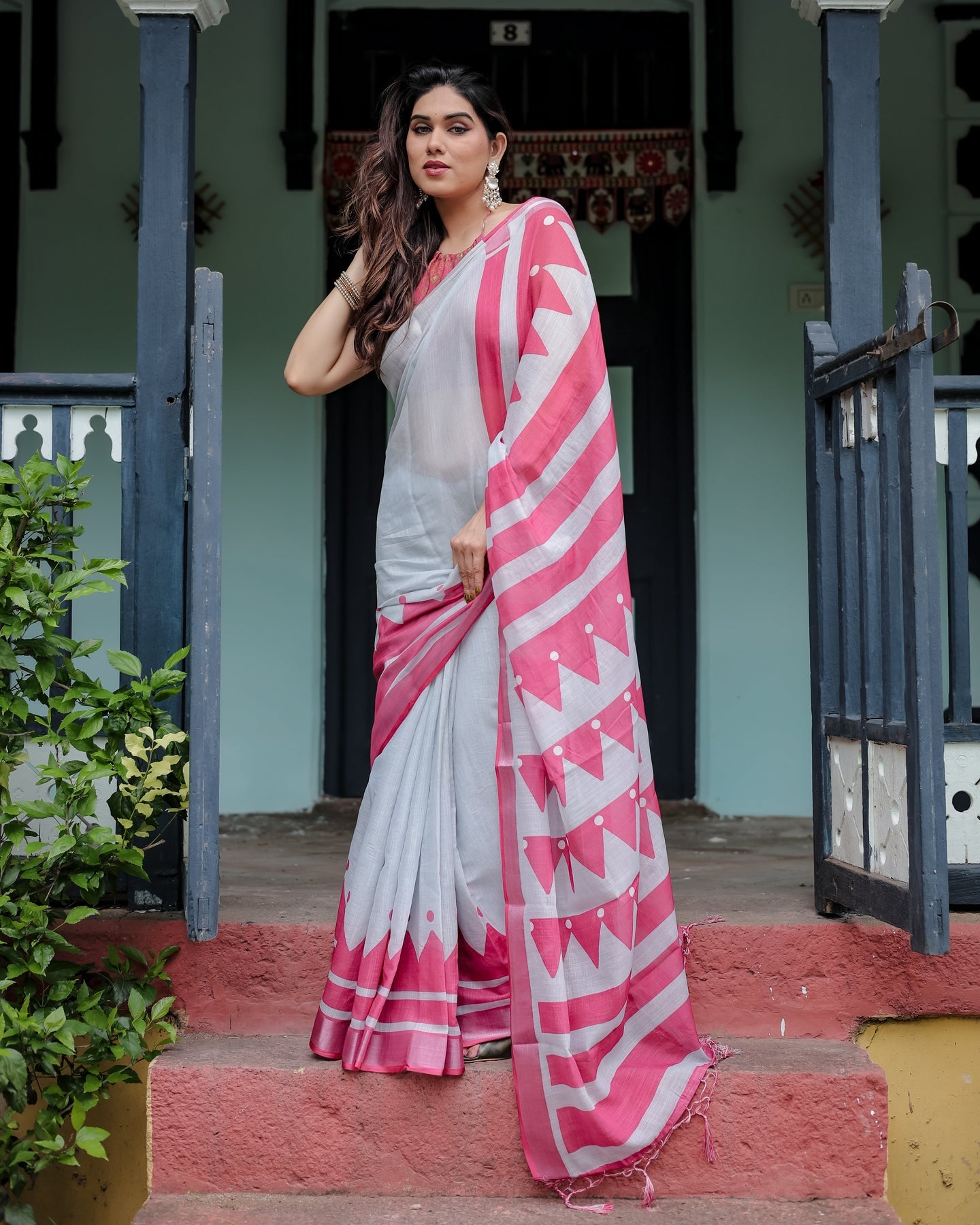 Elegant White & Rose Pink Linen Saree | Shaadigruh SD1033