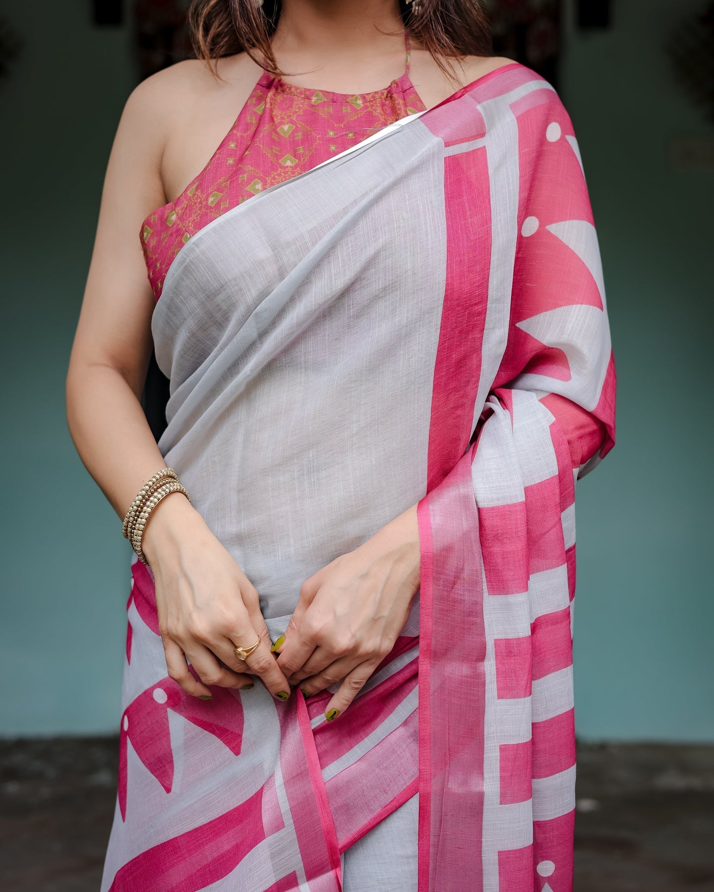 Elegant White & Rose Pink Linen Saree | Shaadigruh SD1033
