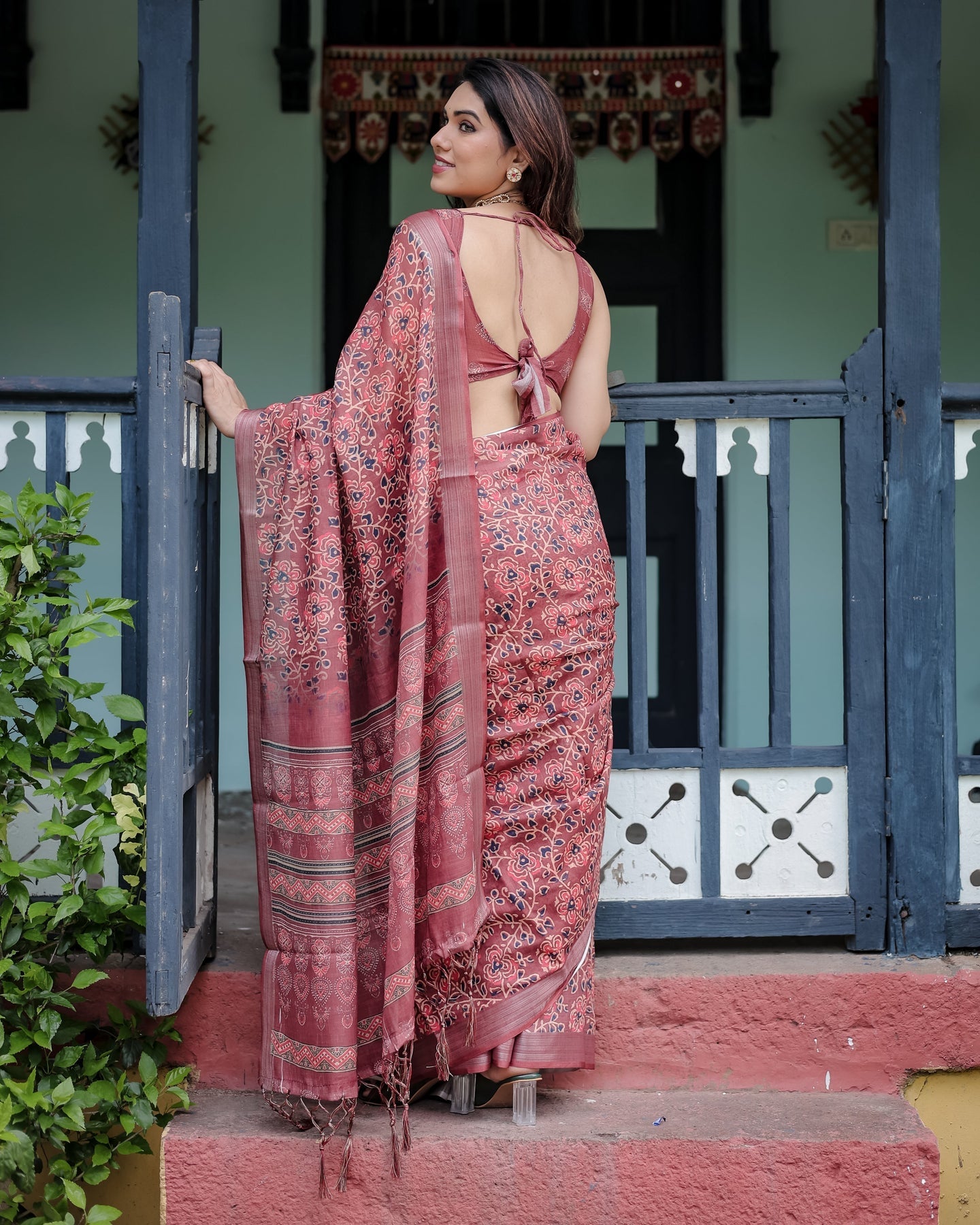 Luxury Dusty Maroon Floral Printed Linen Saree | Shaadigruh SD1018
