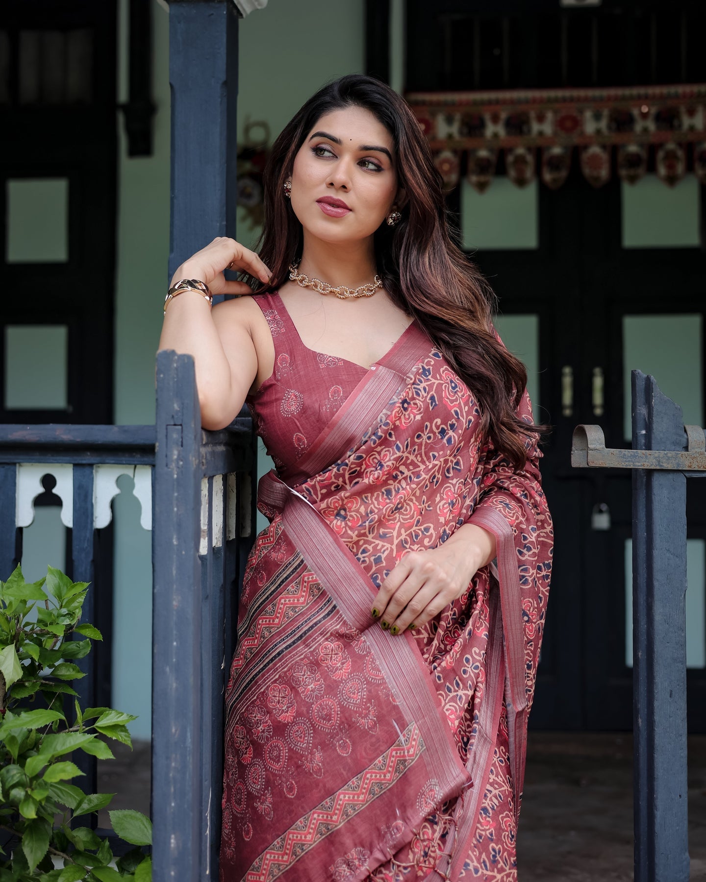 Luxury Dusty Maroon Floral Printed Linen Saree | Shaadigruh SD1018