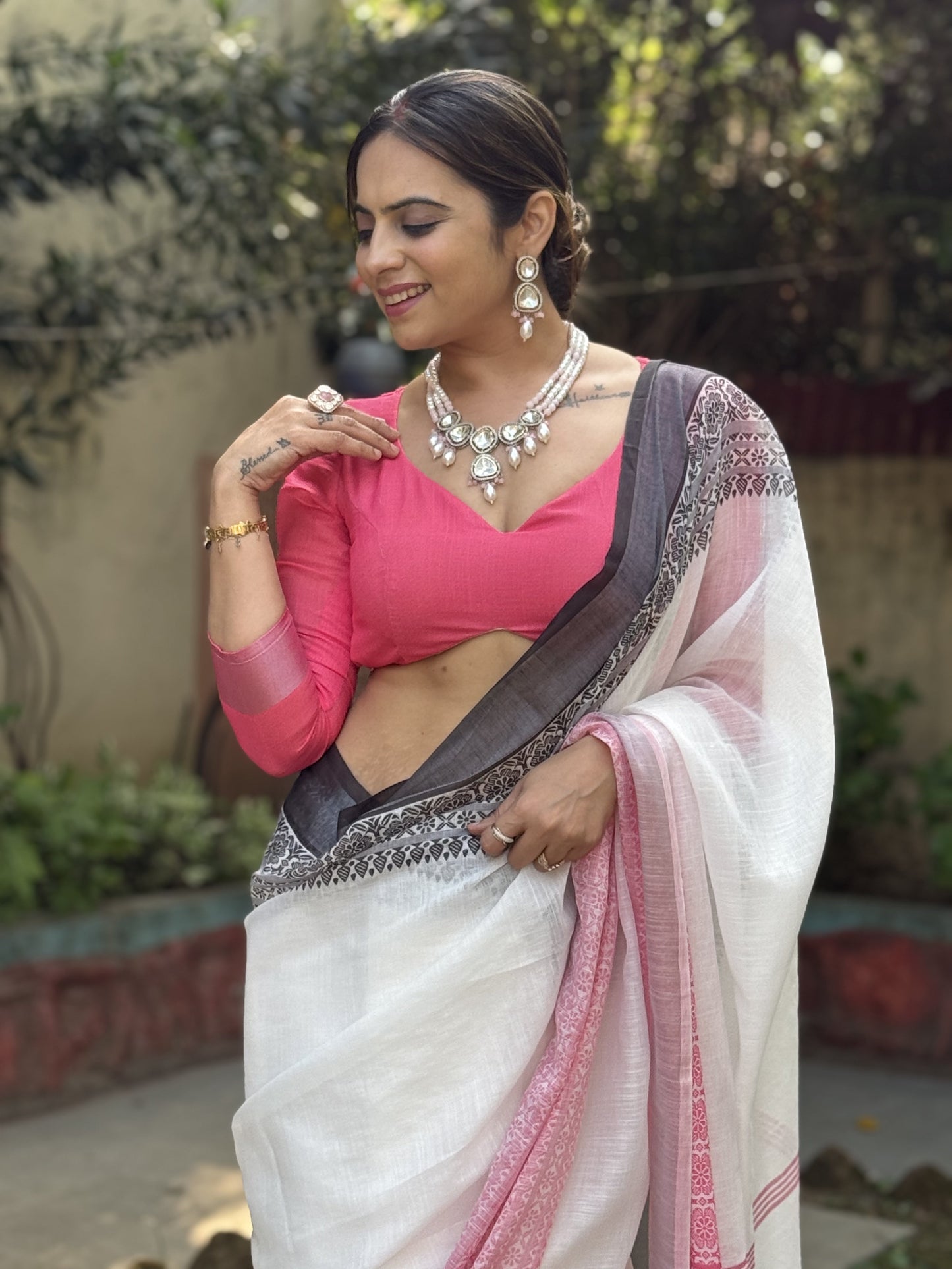White & Blush Pink Linen Saree | Shaadigruh SD1043