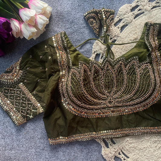 Mahendi Original bits Heavy Handwork + Sequence & Codding khatli work Blouse